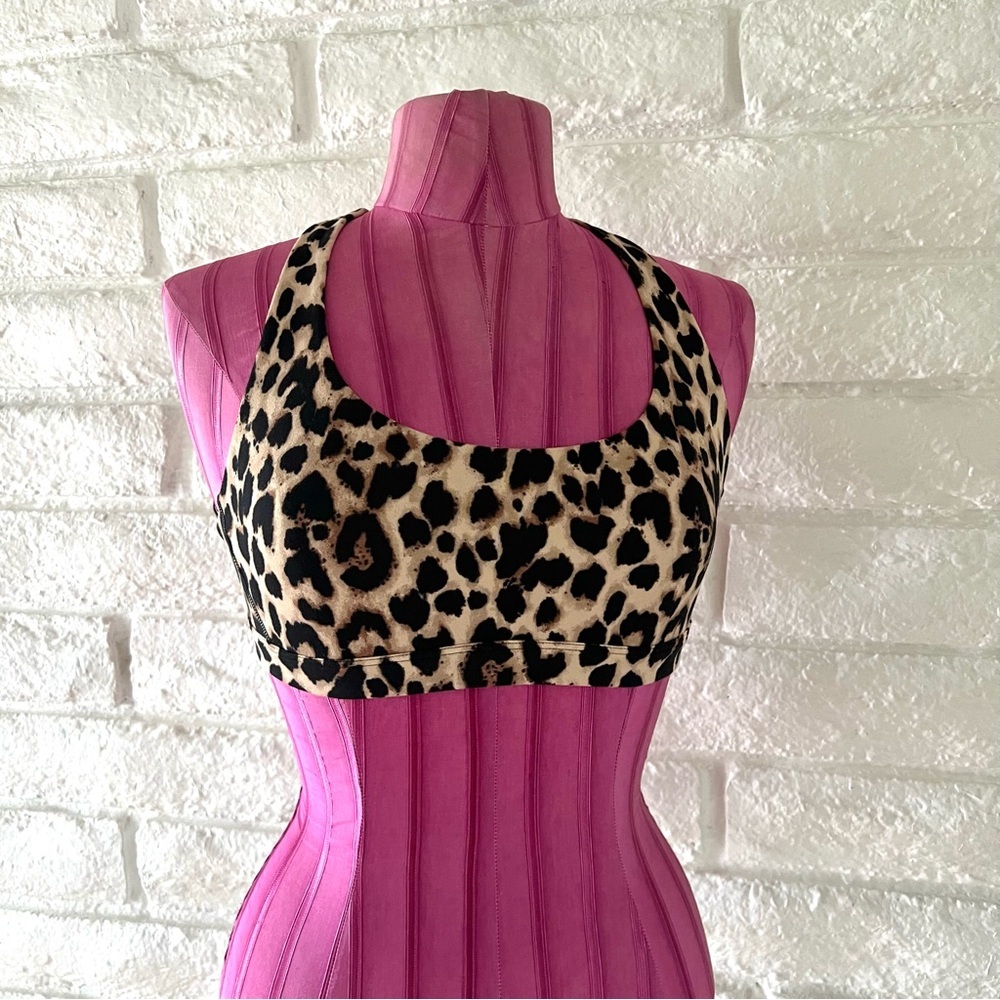 Victoria's Secret Leopard Bra Size XS A2